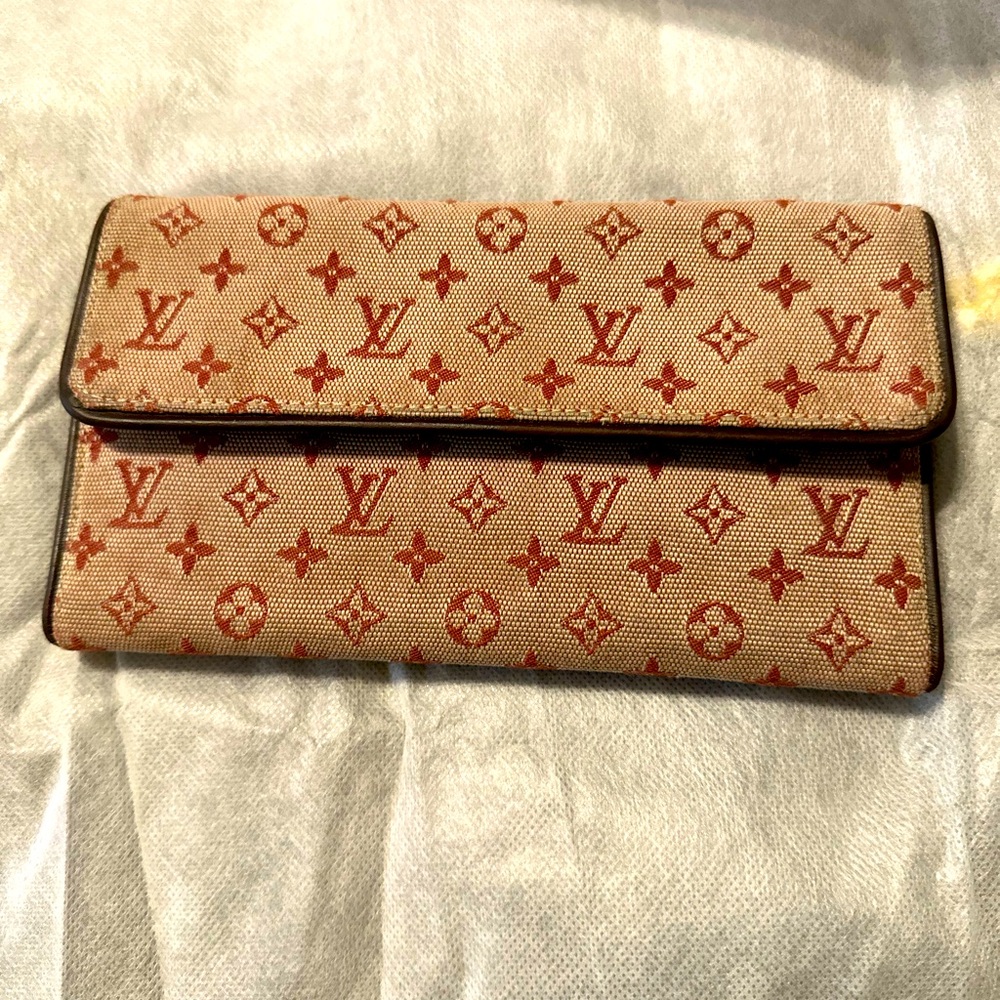 Authentic LV wallet